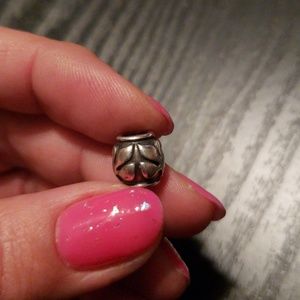 Pandora bead